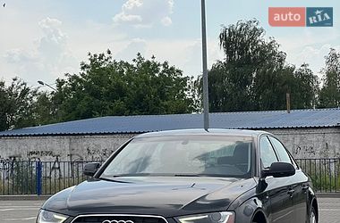 Audi A4  2013
