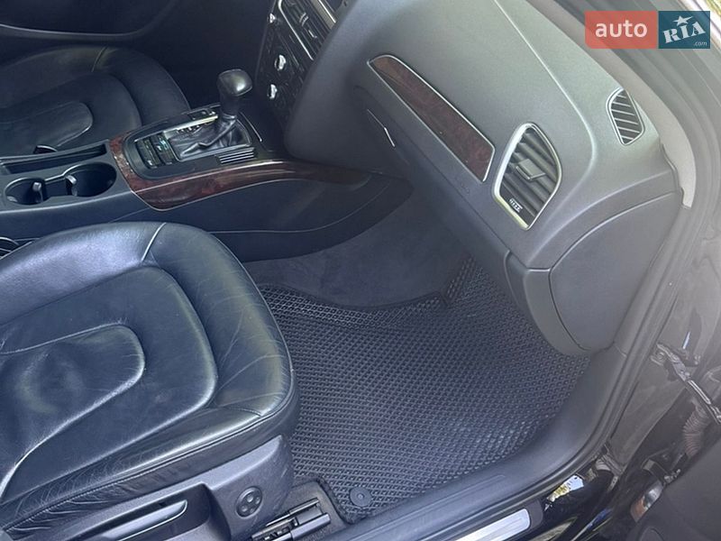 Седан Audi A4 2014 в Киеве