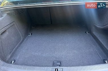 Седан Audi A4 2014 в Киеве