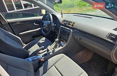 Седан Audi A4 2001 в Теплику