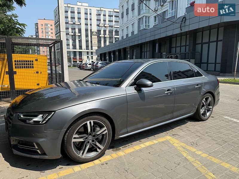 Audi A4 2017