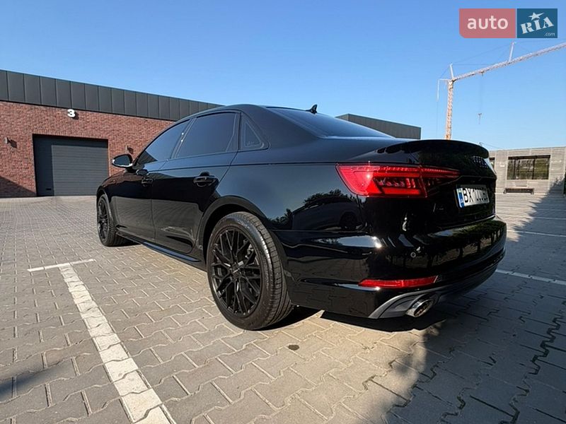 Седан Audi A4 2016 в Хмельницком