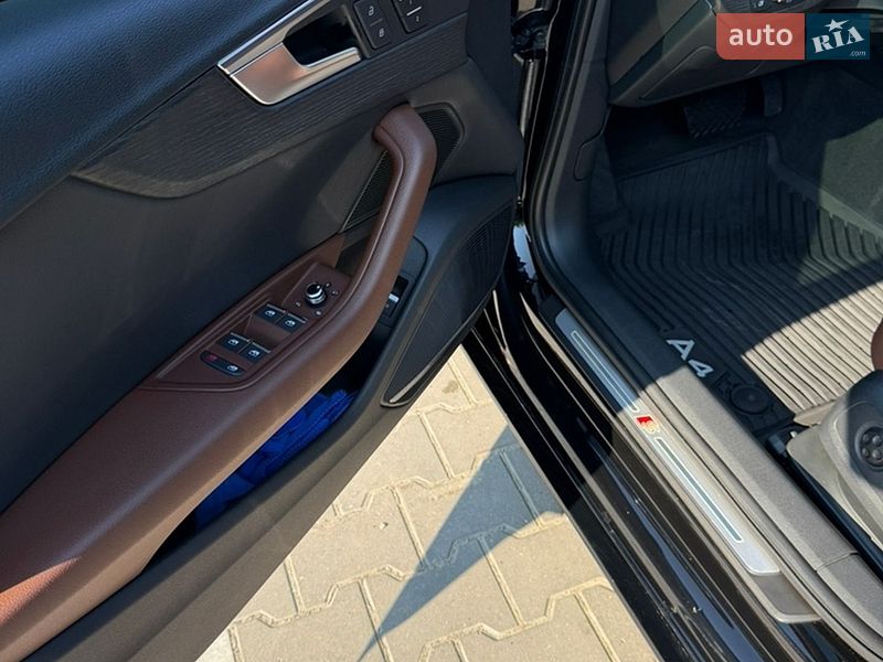 Седан Audi A4 2016 в Хмельницком