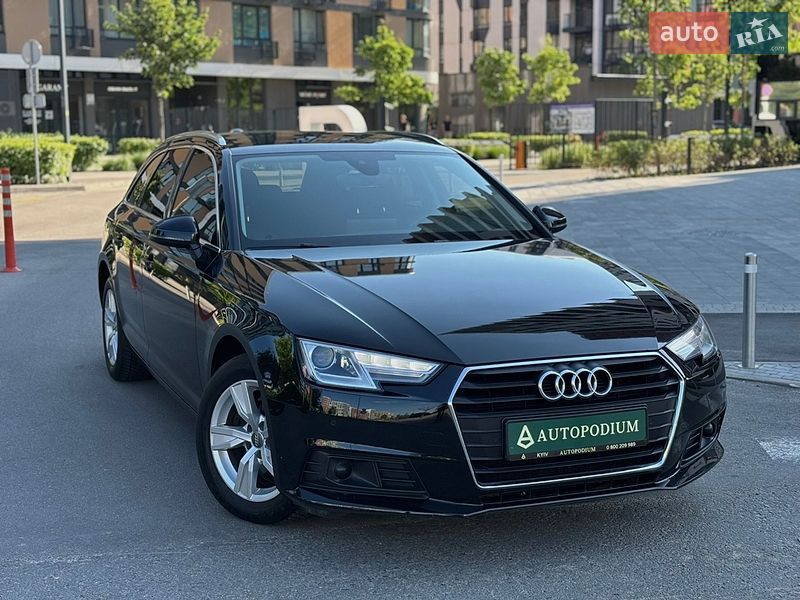 Универсал Audi A4 2017 в Киеве