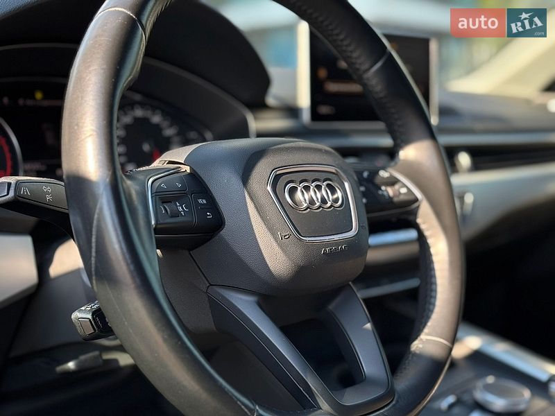 Универсал Audi A4 2017 в Киеве