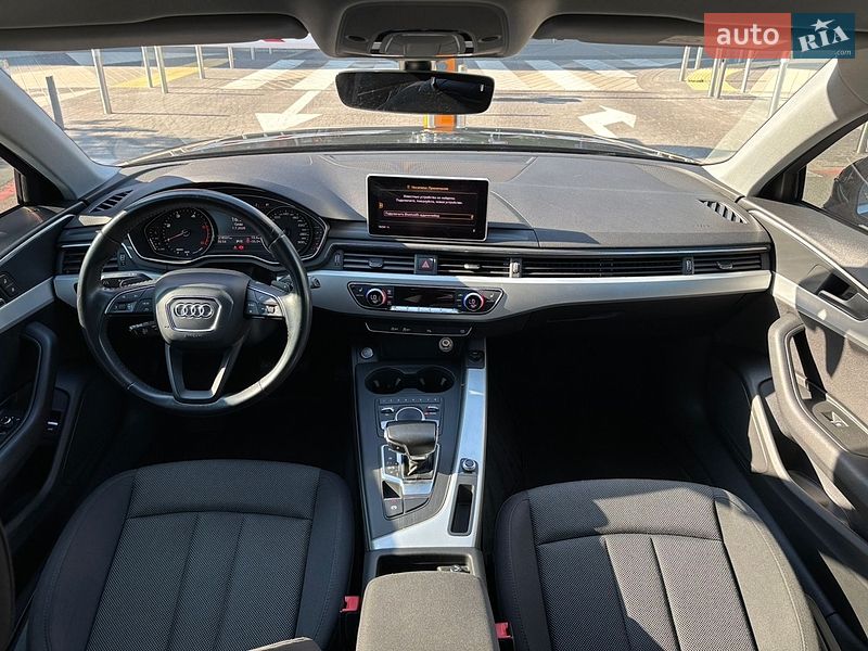 Универсал Audi A4 2017 в Киеве