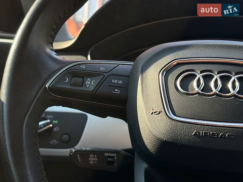Универсал Audi A4 2017 в Киеве