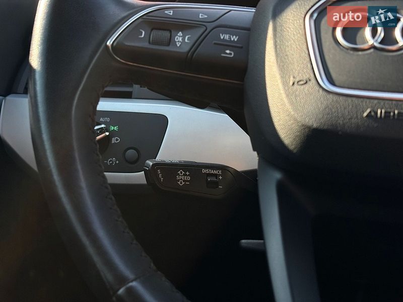 Универсал Audi A4 2017 в Киеве