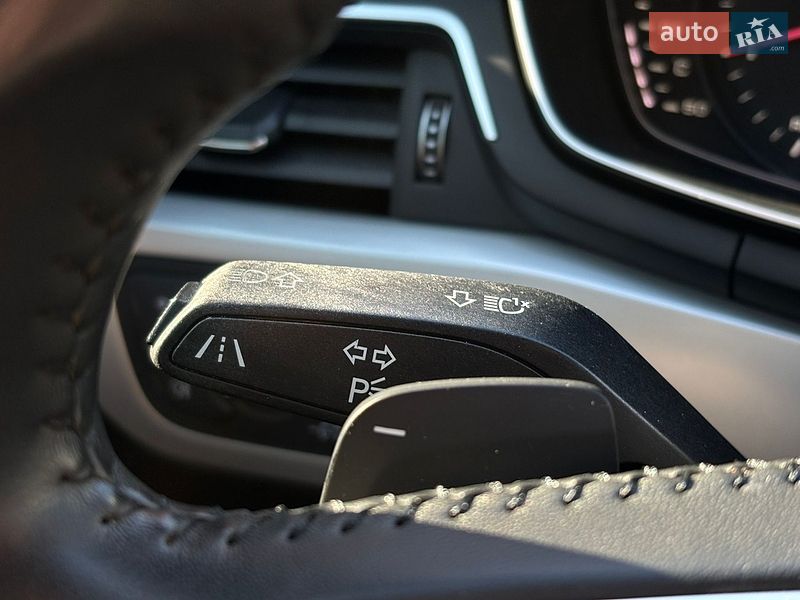 Универсал Audi A4 2017 в Киеве