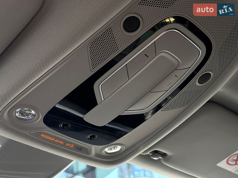 Универсал Audi A4 2017 в Киеве