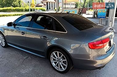 Audi A4  2014
