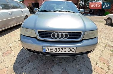 audi a4 2000 в Кривий Ріг від професійного продавця Нет Имени