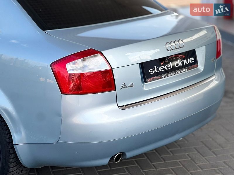 Седан Audi A4 2004 в Николаеве