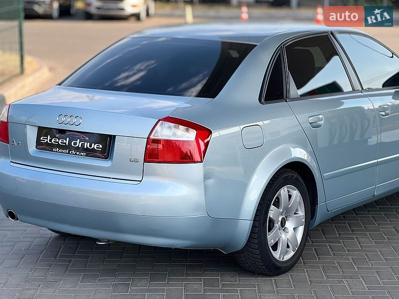 Седан Audi A4 2004 в Николаеве