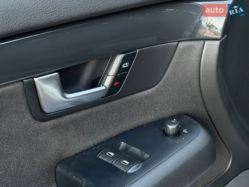 Седан Audi A4 2004 в Николаеве