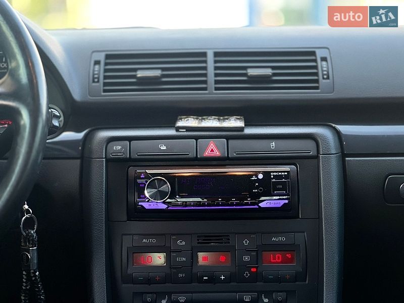 Седан Audi A4 2004 в Николаеве