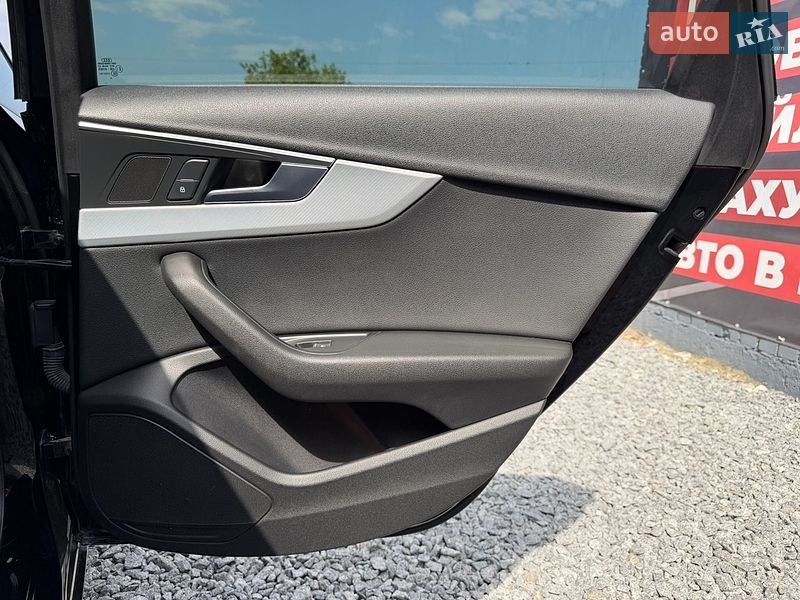 Седан Audi A4 2016 в Стрые