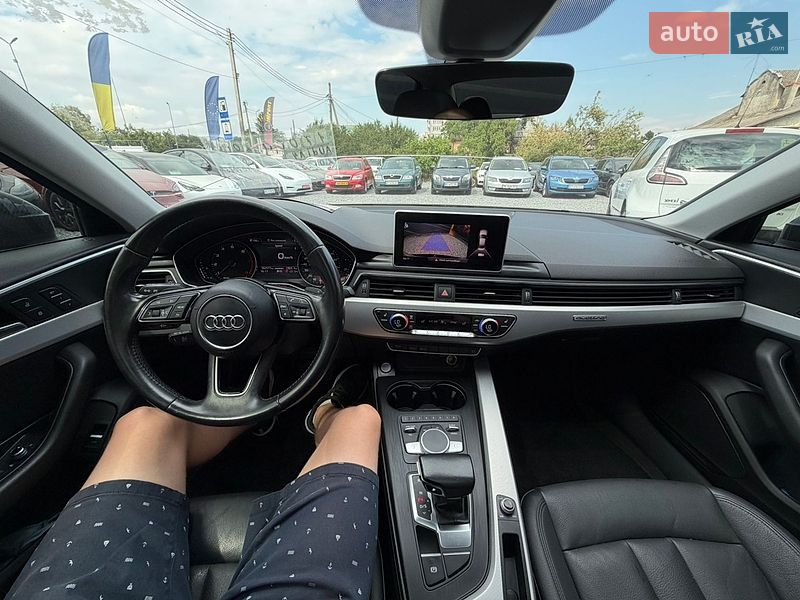 Седан Audi A4 2016 в Стрые