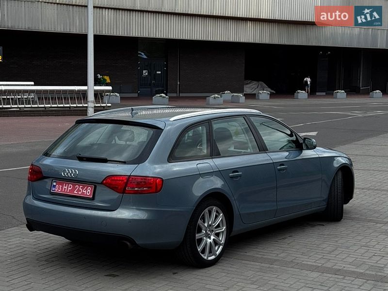 Универсал Audi A4 2010 в Луцке