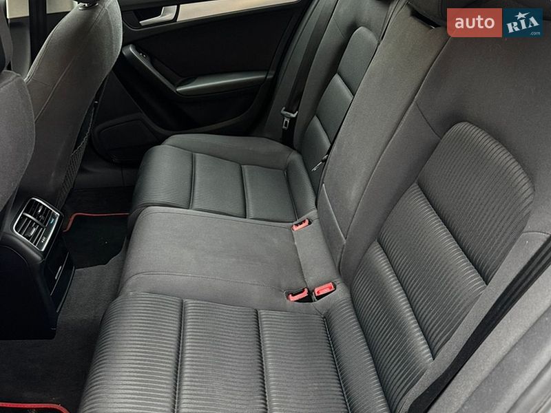Универсал Audi A4 2010 в Луцке