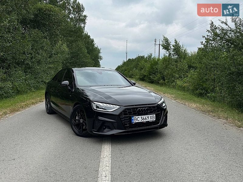 Седан Audi A4 2021 в Львове