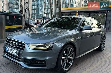 Седан Audi A4 2015 в Дніпрі