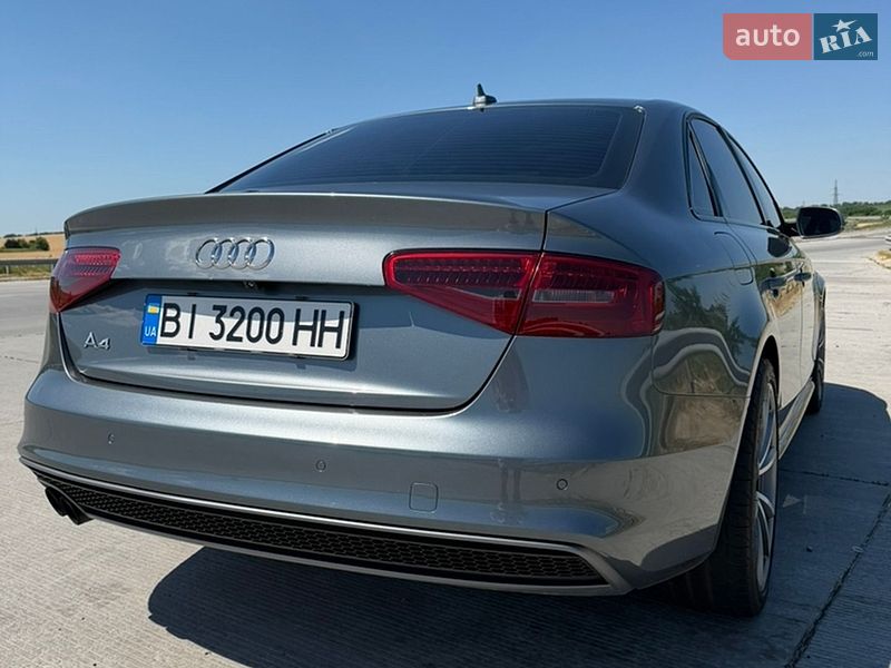 Седан Audi A4 2015 в Дніпрі