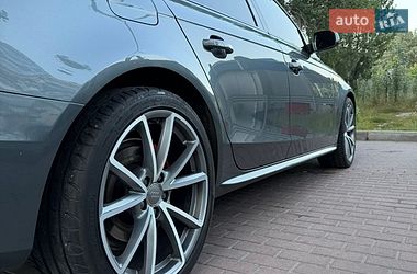 Седан Audi A4 2015 в Дніпрі
