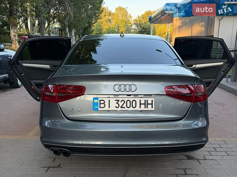 Седан Audi A4 2015 в Дніпрі