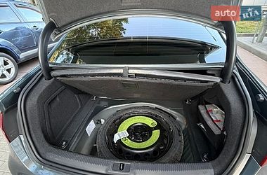 Седан Audi A4 2015 в Дніпрі
