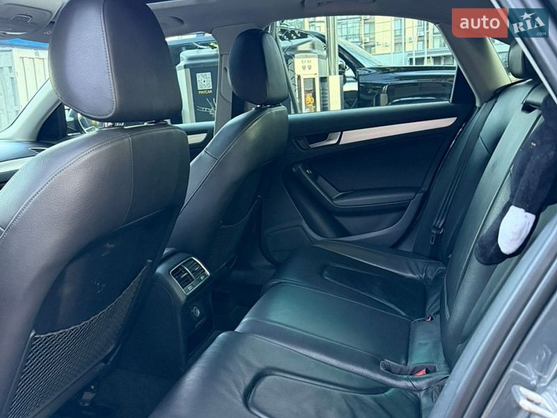 Седан Audi A4 2015 в Дніпрі