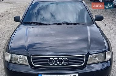 Седан Audi A4 1997 в Луцке