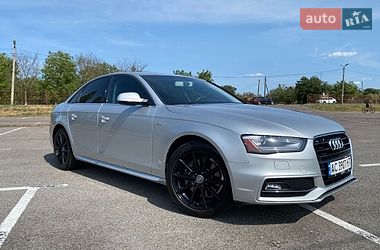 Audi A4  2013