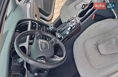 Седан Audi A4 2013 в Черновцах