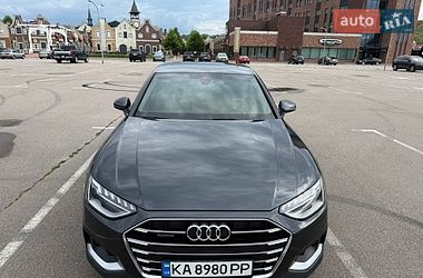 Audi A4  2023