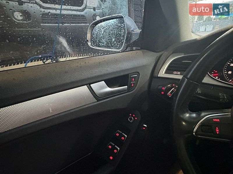 Седан Audi A4 2014 в Кременчуге