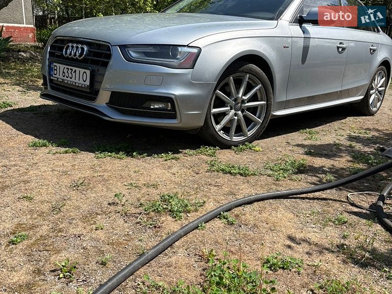Седан Audi A4 2014 в Кременчуге