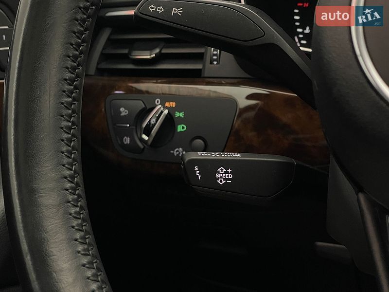 Седан Audi A4 2016 в Киеве фото 14 Седан Audi A4 2016 в Киеве