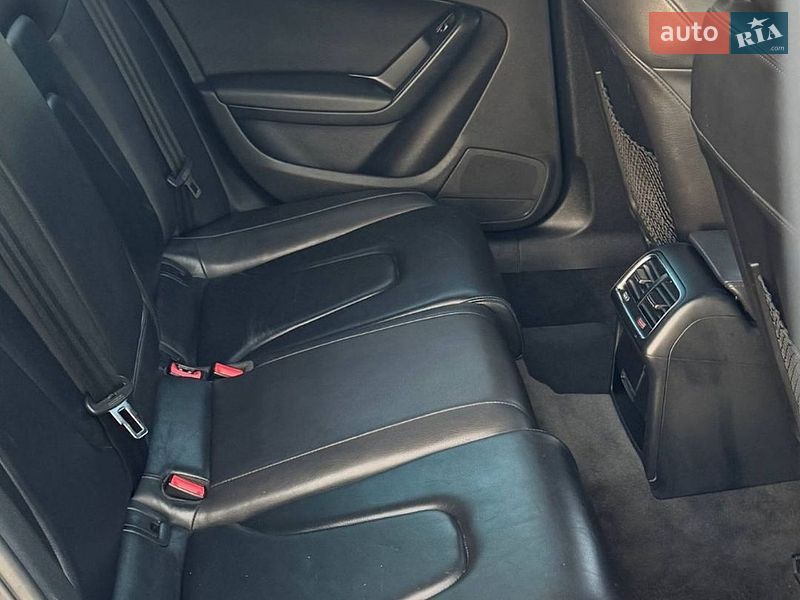 Седан Audi A4 2015 в Богуславе