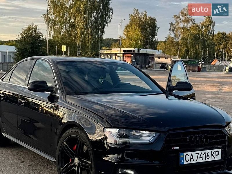 Седан Audi A4 2015 в Богуславе