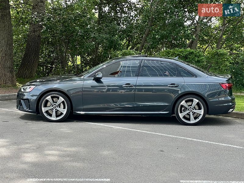Седан Audi A4 2019 в Киеве