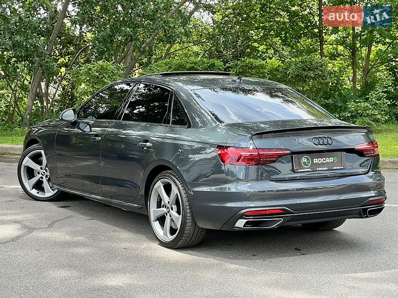 Седан Audi A4 2019 в Киеве