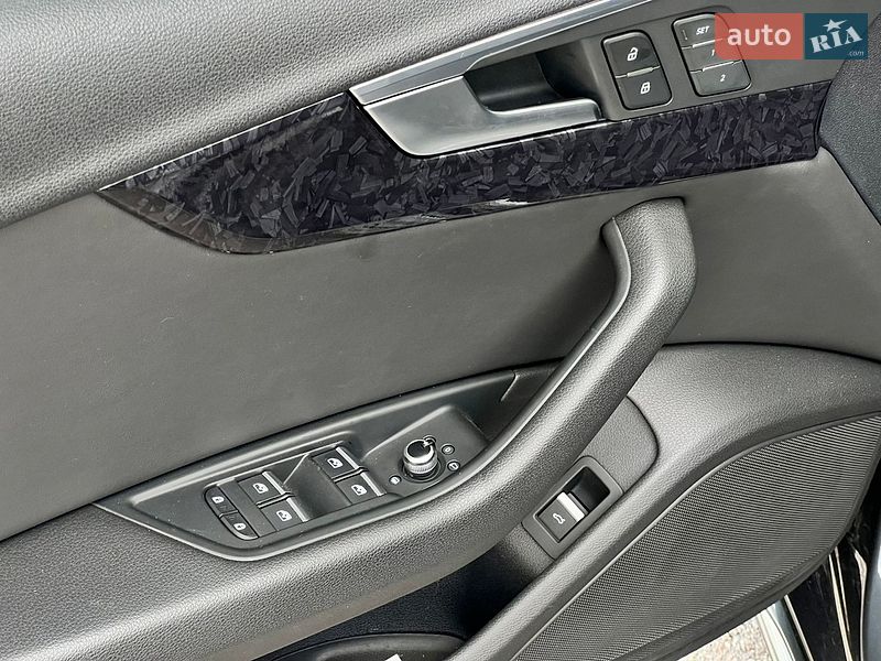 Седан Audi A4 2019 в Киеве