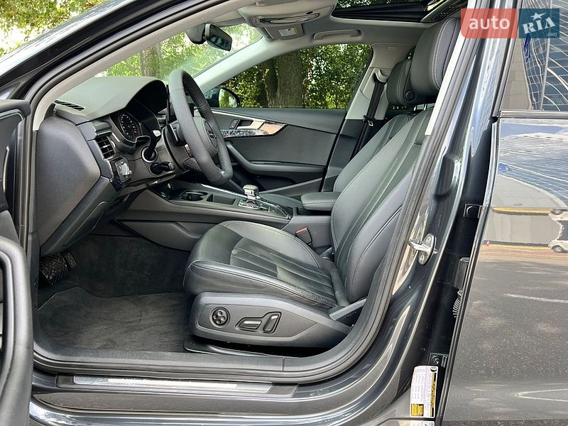 Седан Audi A4 2019 в Киеве