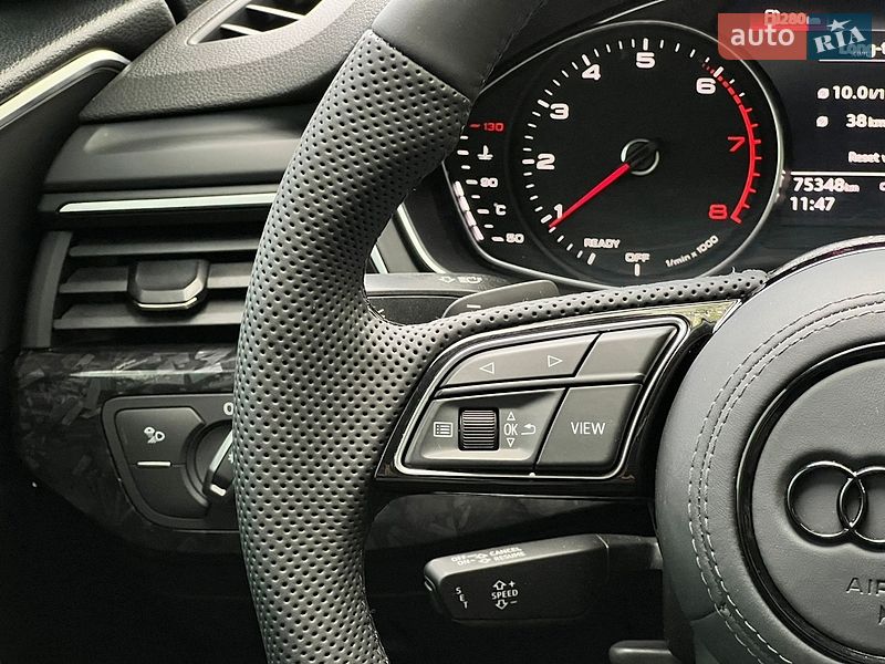 Седан Audi A4 2019 в Киеве
