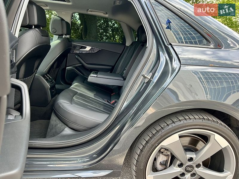 Седан Audi A4 2019 в Киеве