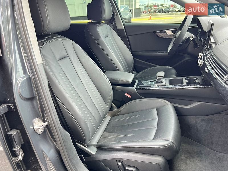 Седан Audi A4 2019 в Киеве