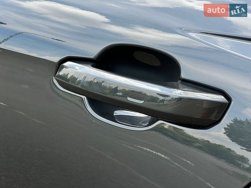 Седан Audi A4 2019 в Киеве
