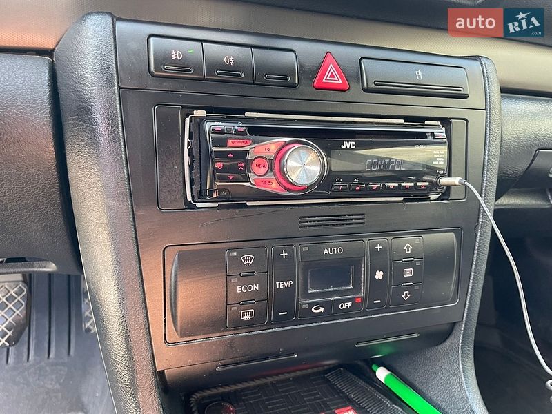 Универсал Audi A4 2000 в Виннице