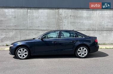 Audi A4  2011